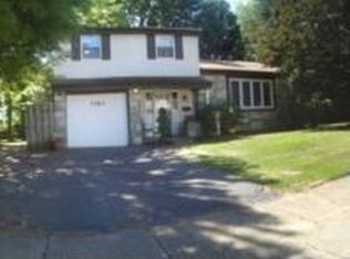 3363 Parkview Dr, Bensalem, PA 19020