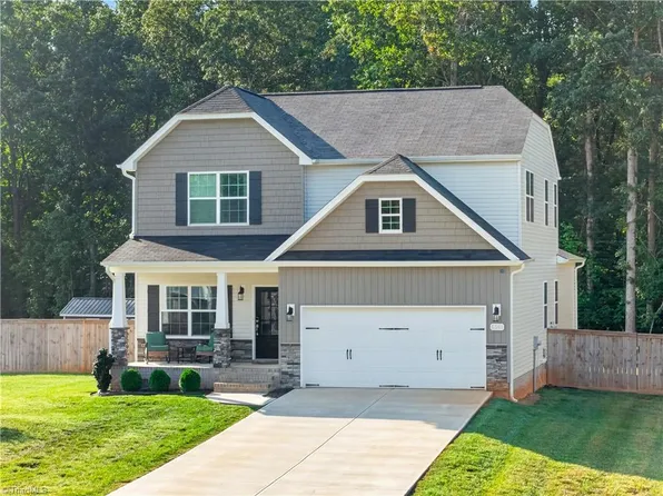 6561 Rogers Farm Rd, Pleasant Garden, NC 27313