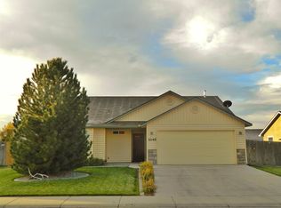 1045 W 3rd St N, Middleton, ID 83644