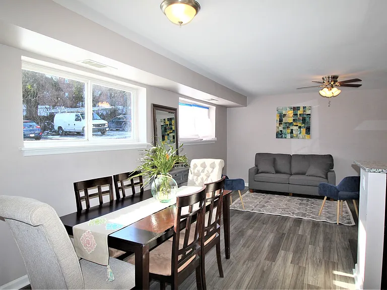 814 Nat Ct — Photo 6