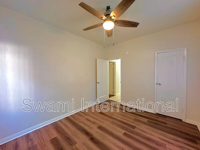 2080 Chestnut Ave — Photo 26