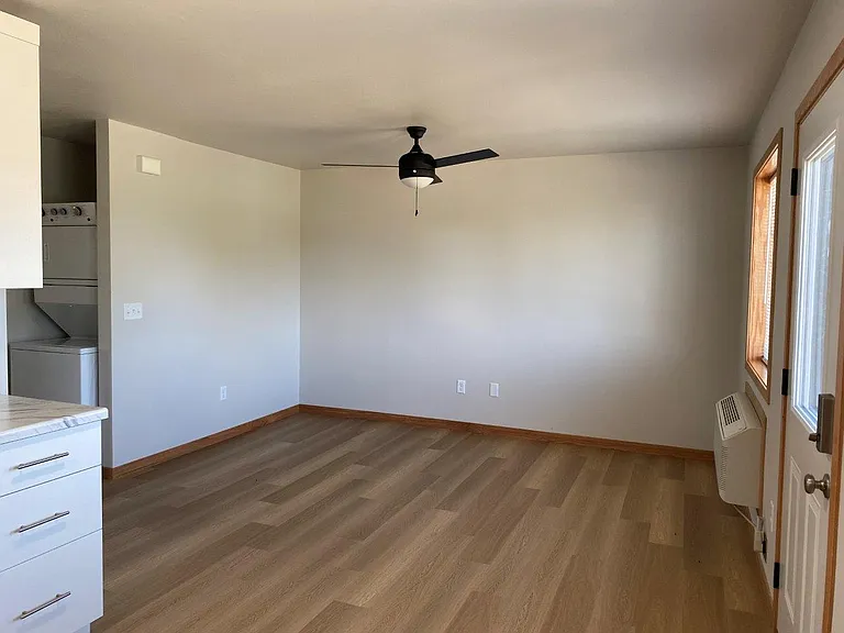 Southview Townhomes — Photo 5