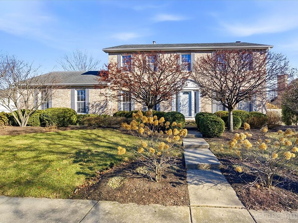 1st image of 549 Bloomfield Cir