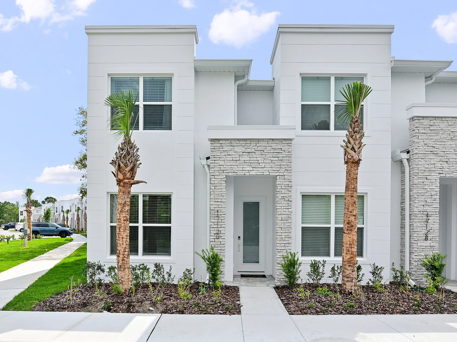 17130 Blessing Dr — Photo 2