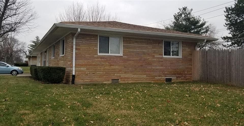 2nd image of 1801 Alwyne Dr