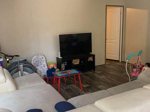 4th image of 6515 Stardust Ln #211
