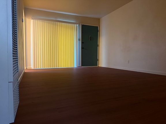 5th image of 5384 Dellwood Way