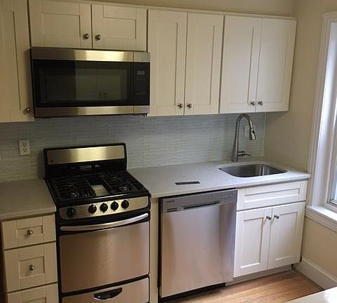 2nd image of 2441 Fairmount Ave #B