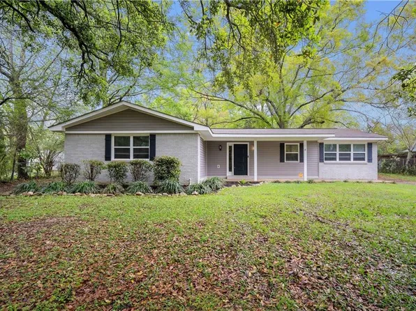 9978 Downing Street, Semmes, AL 36575