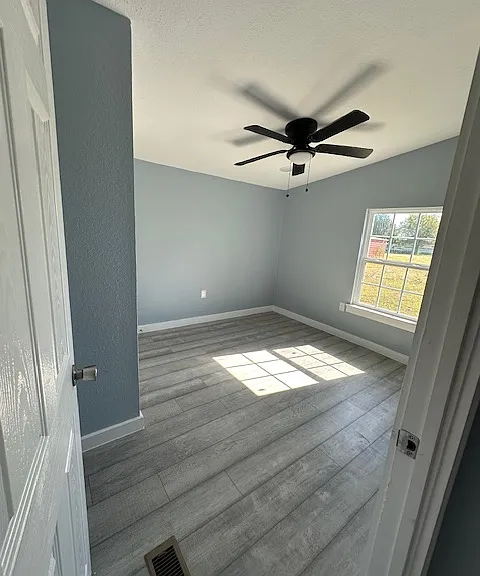 2491 Live Oak Rd — Photo 5