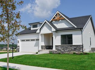 7586 E 116th Pl, Winfield, IN 46307