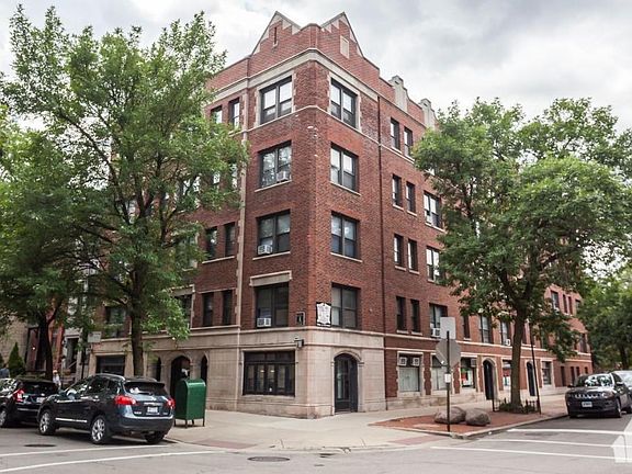 4th image of 2258 N Cleveland Ave #1111
