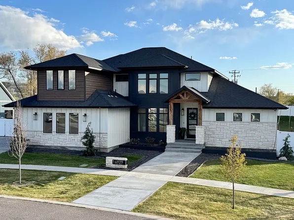 14929 Kensington Ln, Chubbuck, ID 83202