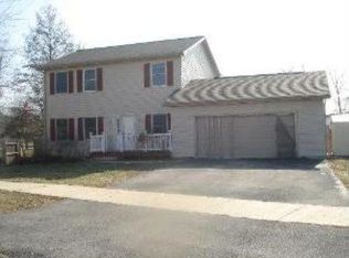 511 W Anndon St, Braidwood, IL 60408