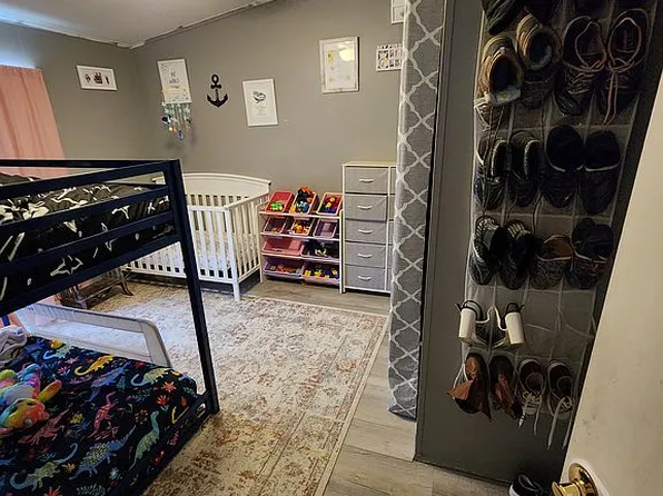 260 N Corona Ave, Tonopah, NV 89049