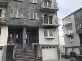 1 Angelas Pl, Bronx, NY 10465