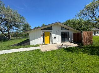 1500 E 10th St, Newton, KS 67114