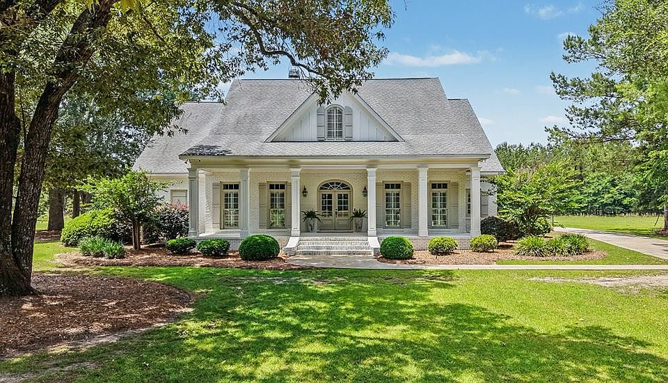 1st image of 225 Quail Valley Dr