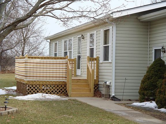 2nd image of 602 E Wood Ln