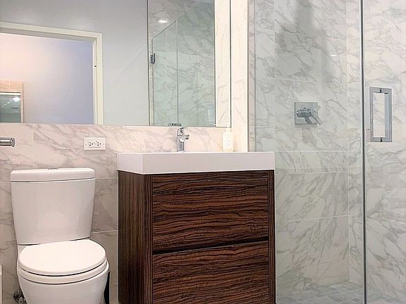 5th image of 23-36 31st Dr #B2