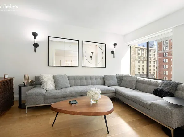 900 Park Avenue image 1 of 12