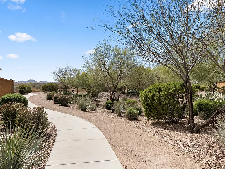 6504 E Rose Marie Ln — Photo 60