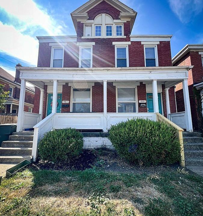 1st image of 959 E Long St