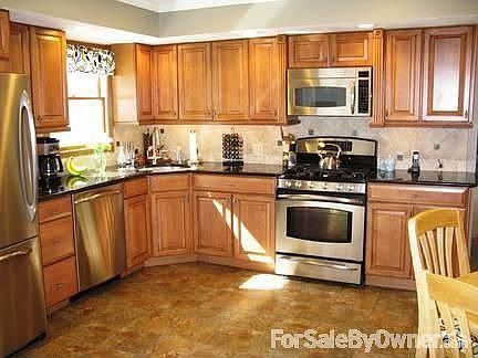 4th image of 16 Stanley Pl