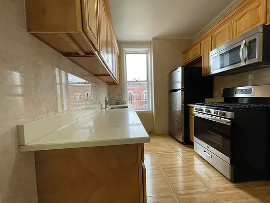 Rented by Target Realty Group | media 5