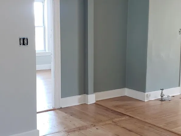 4 Lee St Floor 2, Worcester, MA 01602