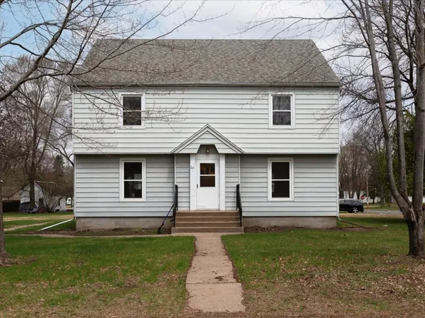 221 22nd Ave E APT 1, Menomonie, WI 54751