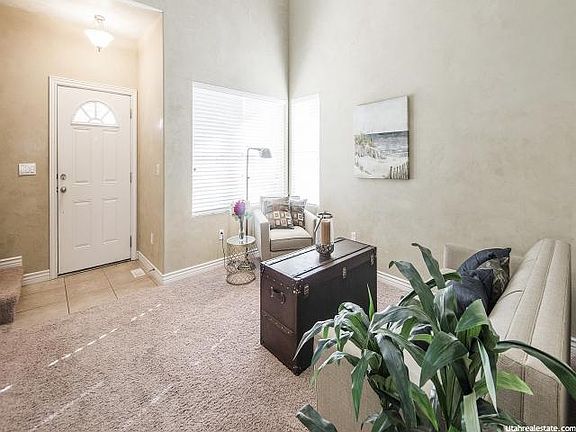 4th image of 4181 W Red Orchard Way