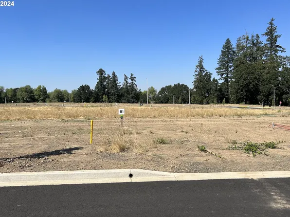 1549 NW Tracy St #81, McMinnville, OR 97128