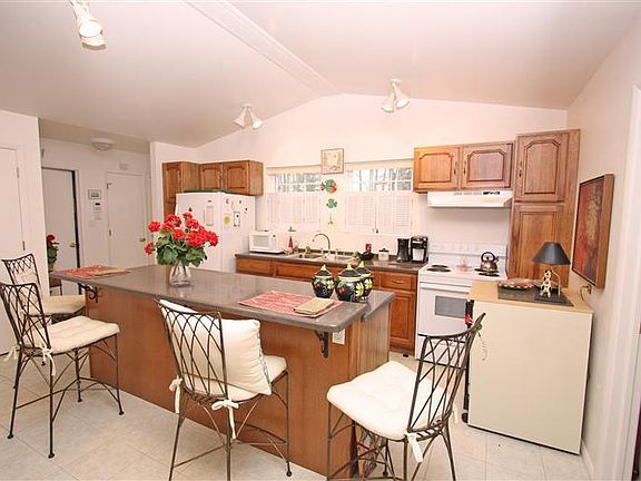 4th image of 222 Waynoka Dr