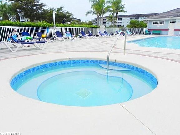 3rd image of 16575 Lake Circle Dr APT 1131
