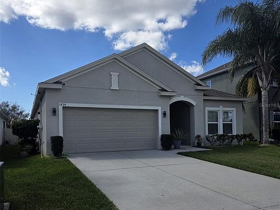 2nd image of 1834 Castleton Dr