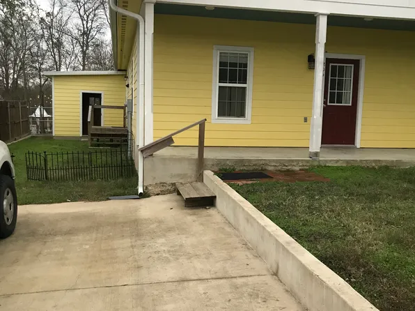 204 Jasper Ln, Anderson, TX 77830