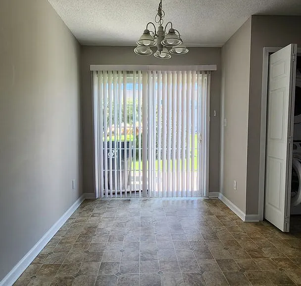 87 Century Ct — Photo 6