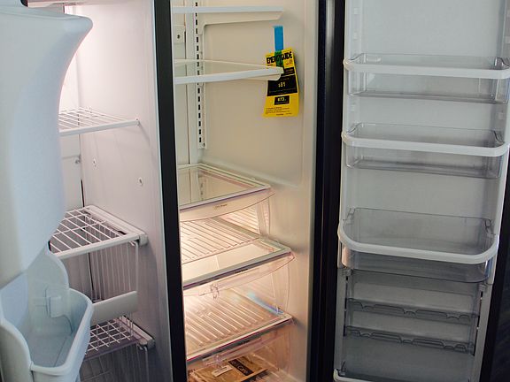 Double door refrigerator w/water filtration system