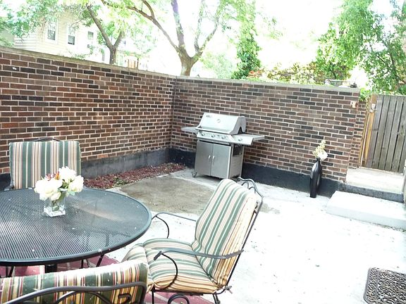 2nd image of 1839 N Bissell St #1