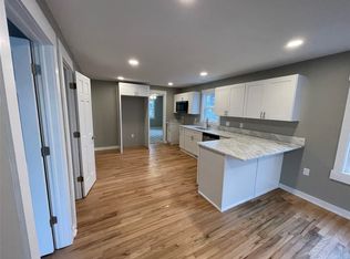 2808 Lyon St, Des Moines, IA 50317
