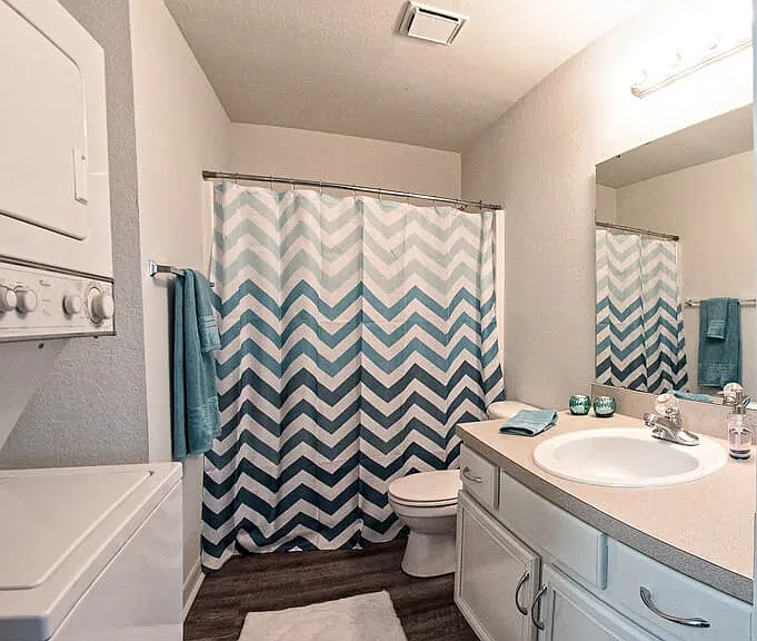 Woodland Heights Apartments — Photo 17