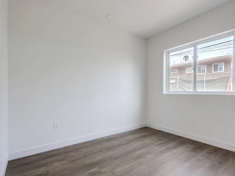 4119-4123 Utah Street — Photo 7