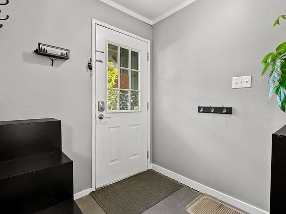 2nd image of 7416 Flint St #17