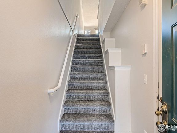 4th image of 2034 Oxford Ln #6