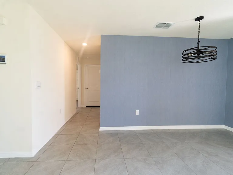 3718 Mannered Gold Ave — Photo 10