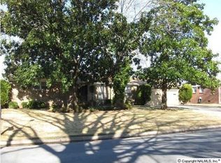 1706 Edgewood St SW, Decatur, AL 35601
