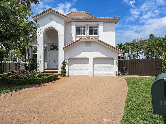 3rd image of 11065 NW 59th Ter