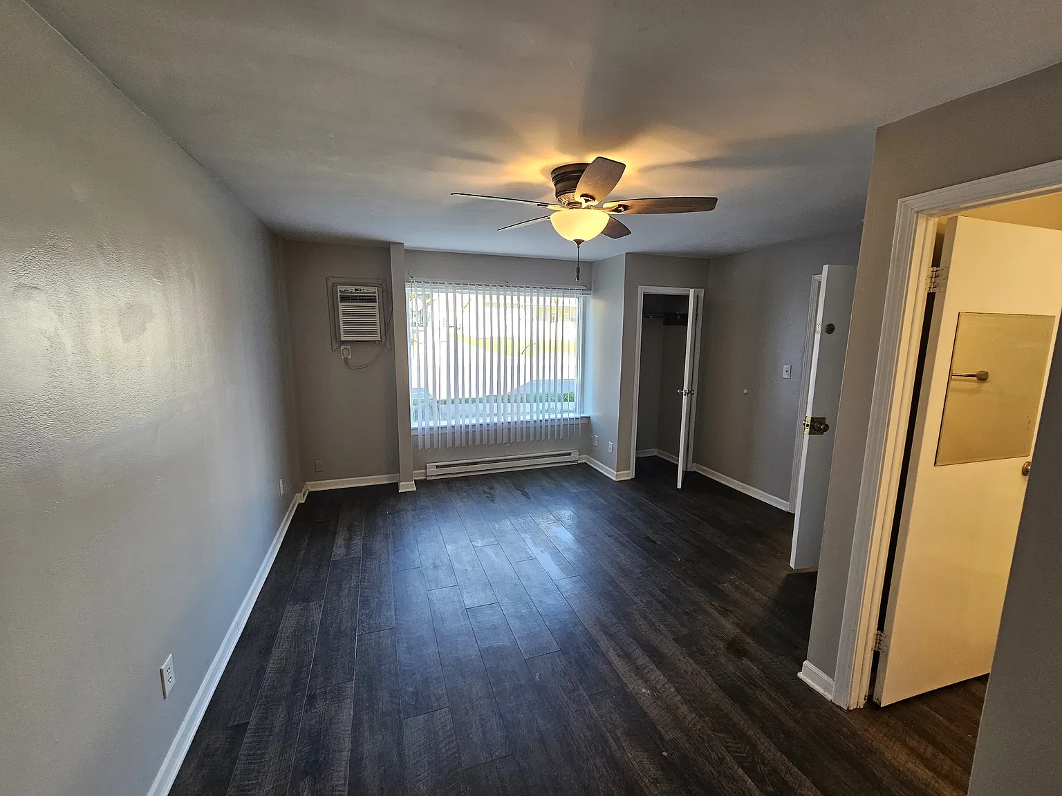 29 E Main St — Photo 3