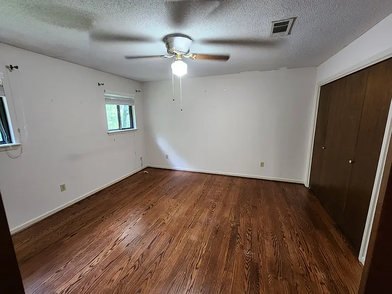 9920 Echo Valley Ct — Photo 8